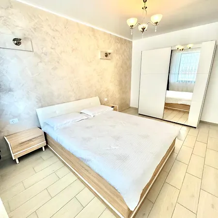 Apartament 2 Mamaia Nord *